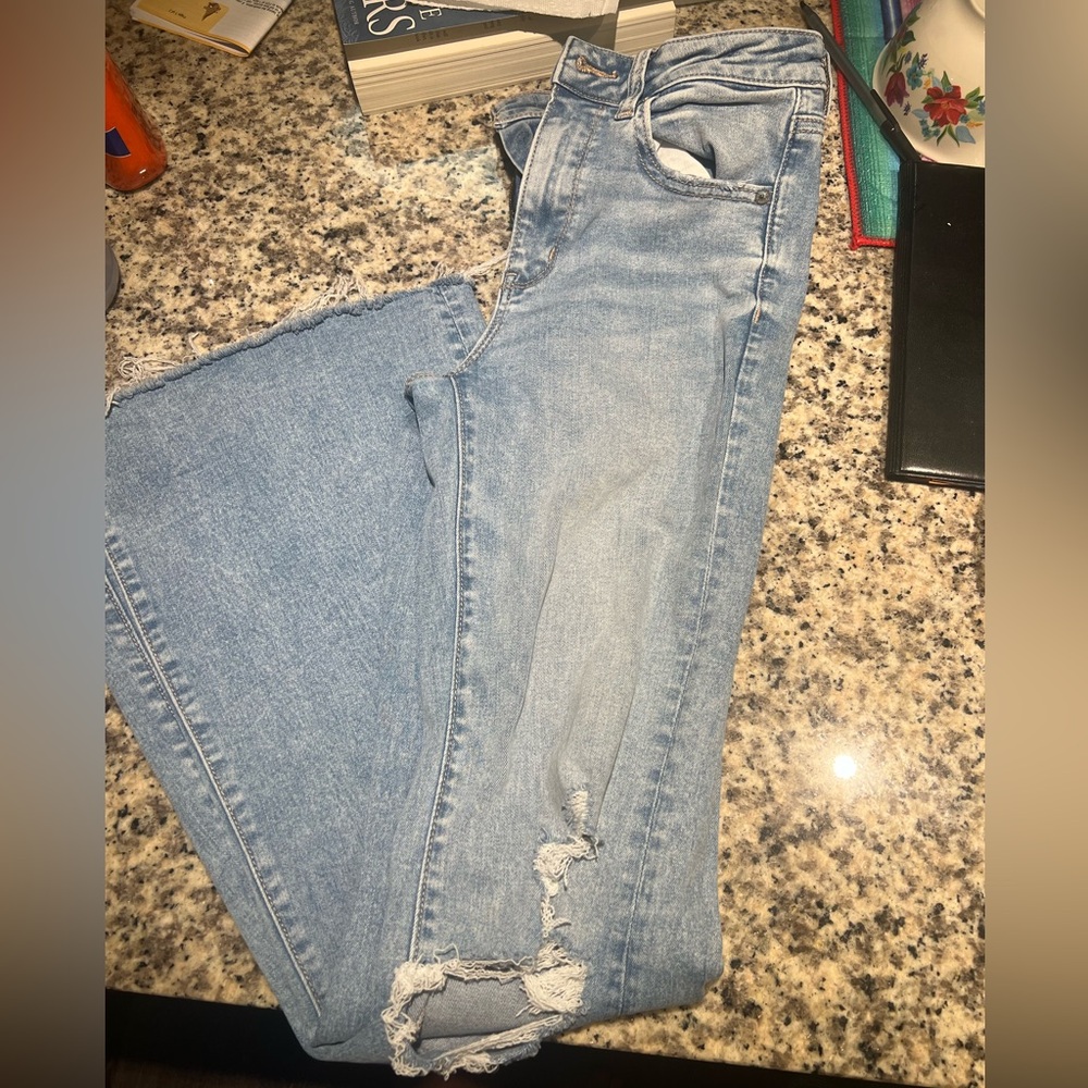 Light Washed Flare American Eagle Jeans